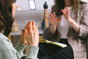 difference between chaplaincy and counseling