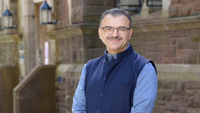 osman-simsek-day-in-the-life-university-chaplain