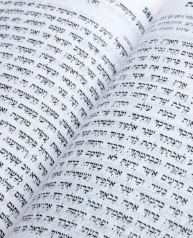 how yiddish is providing connection among jews and chaplains